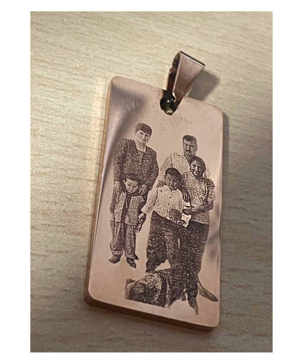 Roségold Foto Anhänger personalisiert – Romantisches Geschenk mit Gravur | Xaneth
