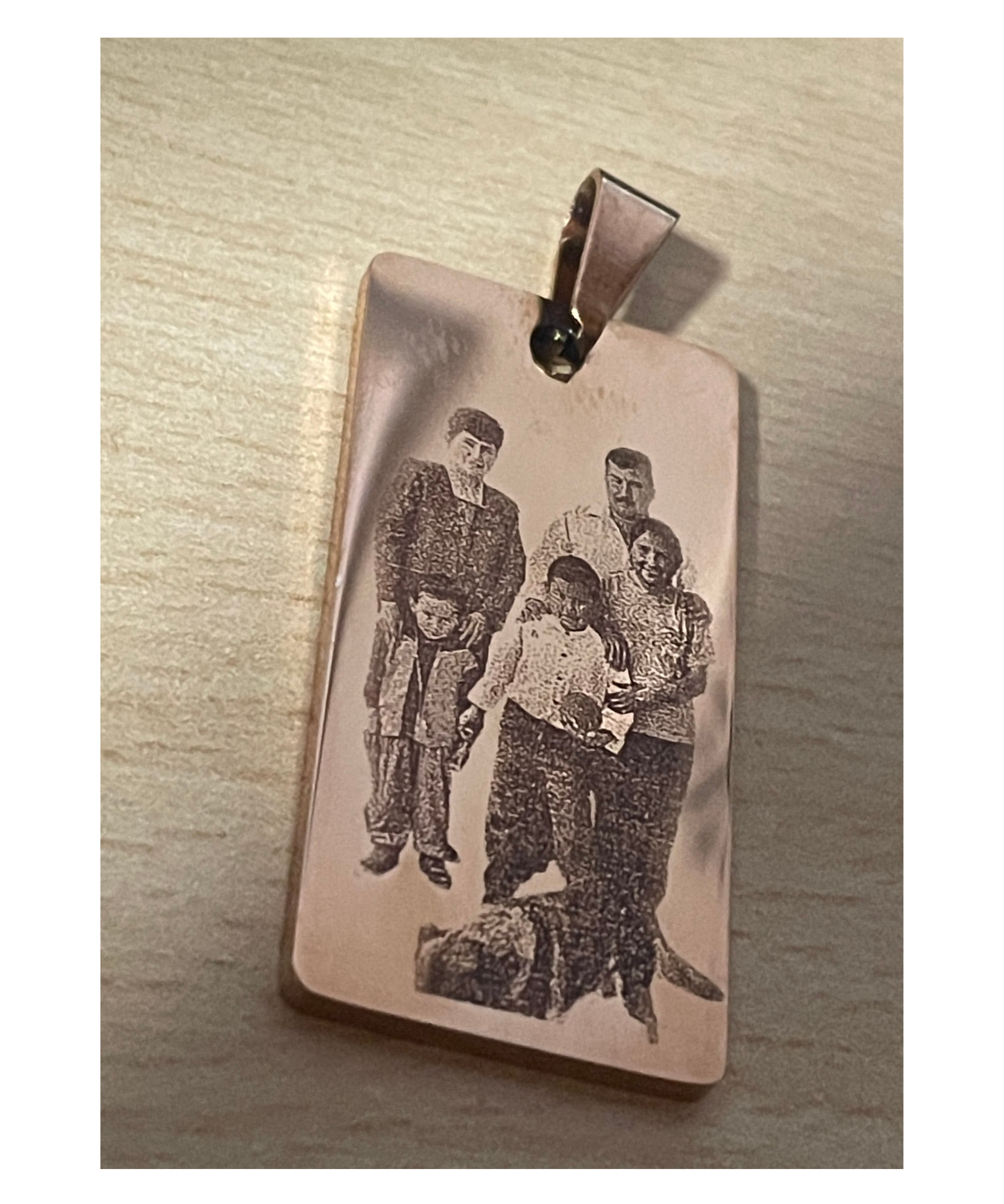 Roségold Foto Anhänger personalisiert – Romantisches Geschenk mit Gravur
