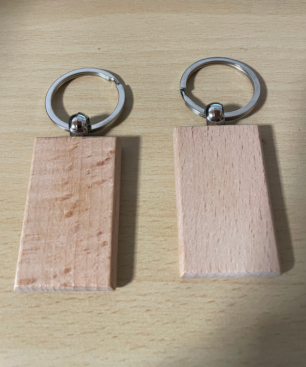 2 Personalisierte Holz Schlüsselanhänger – Set (Bestseller) 5cm X 3cm | Xaneth